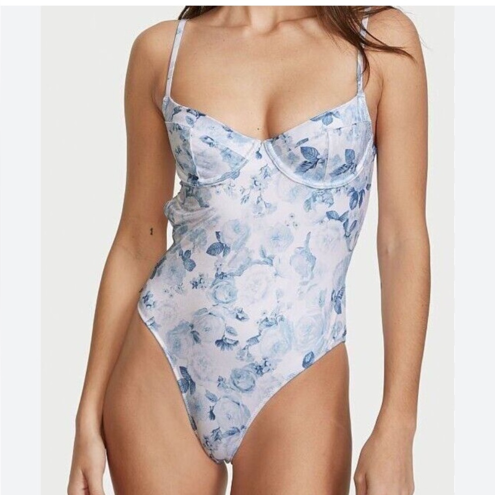 VICTORIA'S SECRET NWT SWIM ONE-PIECE PUSH UP SWIMSUIT in blue FLORAL - Small